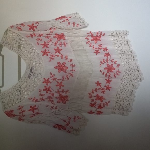 Natural TOP CROCHETED MACRAME by Oliver's Size Medium - Picture 7 of 7